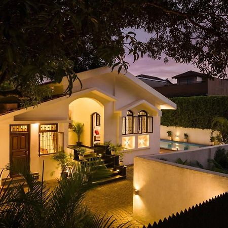 Stone Hearth Villa Анджуна Екстериор снимка